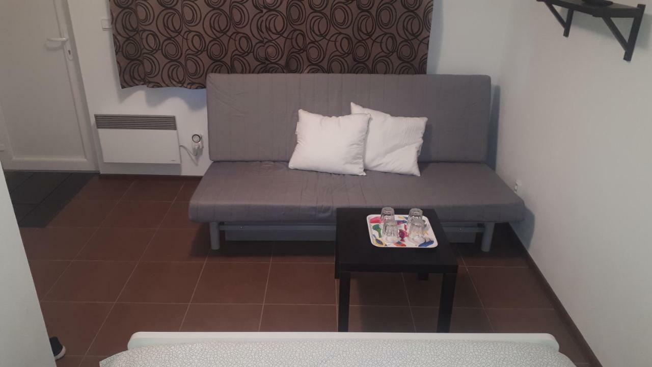 Apartman - Sukromie V Meste Μπρατισλάβα Εξωτερικό φωτογραφία